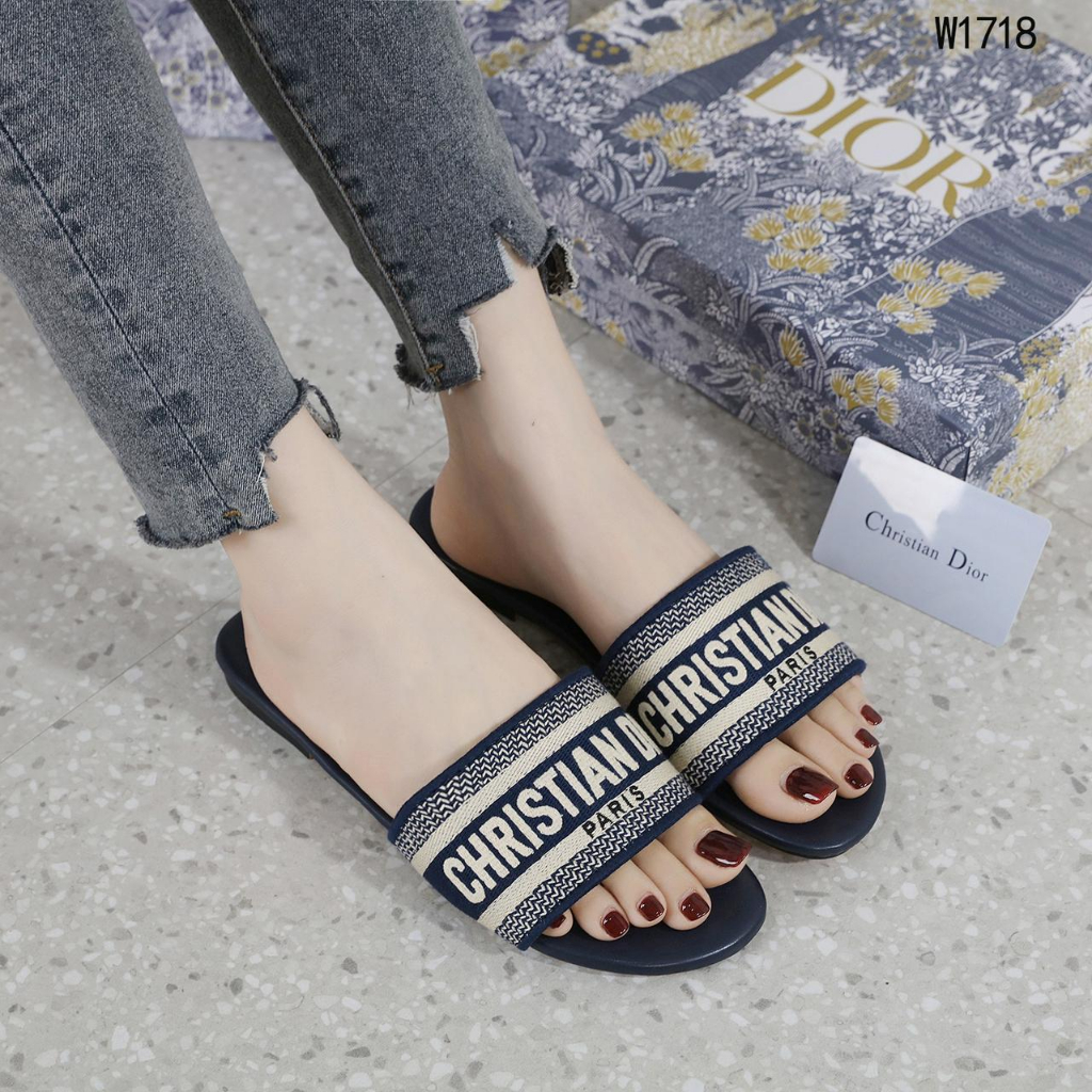 D SUPERFIBER FLATS SANDALS W1718 W1719