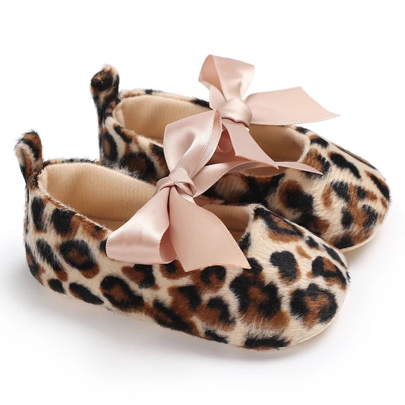 Sepatu Anak Perempuan Bahan Kualitas Premium Impor Quality dengan Antislip Sepatu Prewalker Bayi Motif Macan