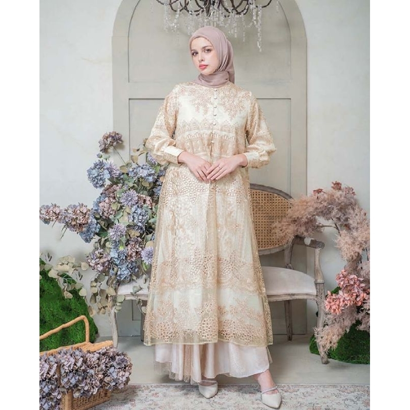 Liora Midi Dress - New Collection Heaven Lights Prive