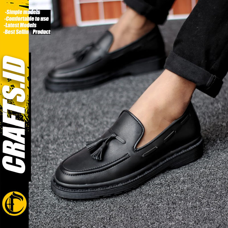 Sepatu Loafers Pantofel Formal Docmart Slip On Pria Kerja Crafs Izana