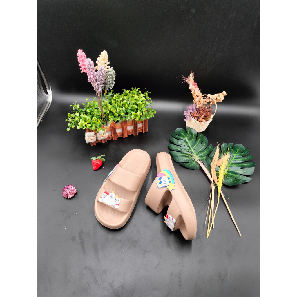 Sandal Slop Rumah Karet Motif Mixue Sandal Slip On Korean Style Sandal Santai Rumahan 9012-10