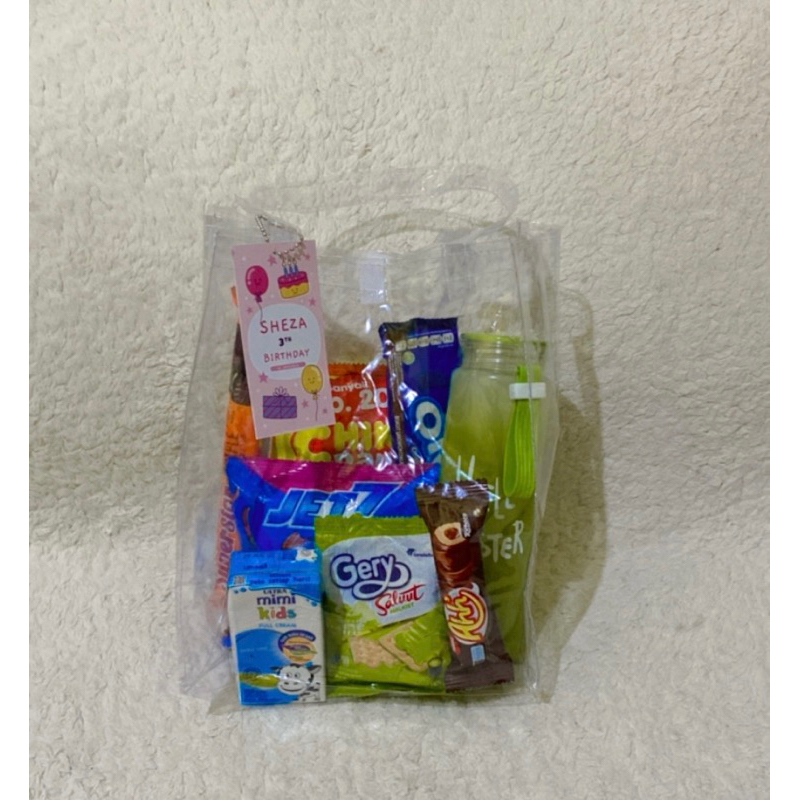 

Snack ulang tahun anak / paket snack / souvenir ulang tahun free hangtang sesuai tema ucapan