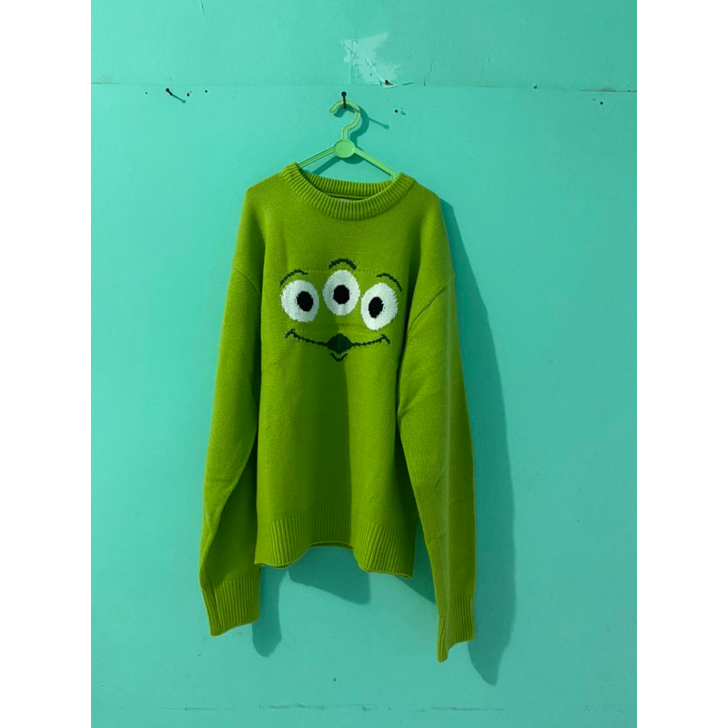 spao sweater toy story little green man