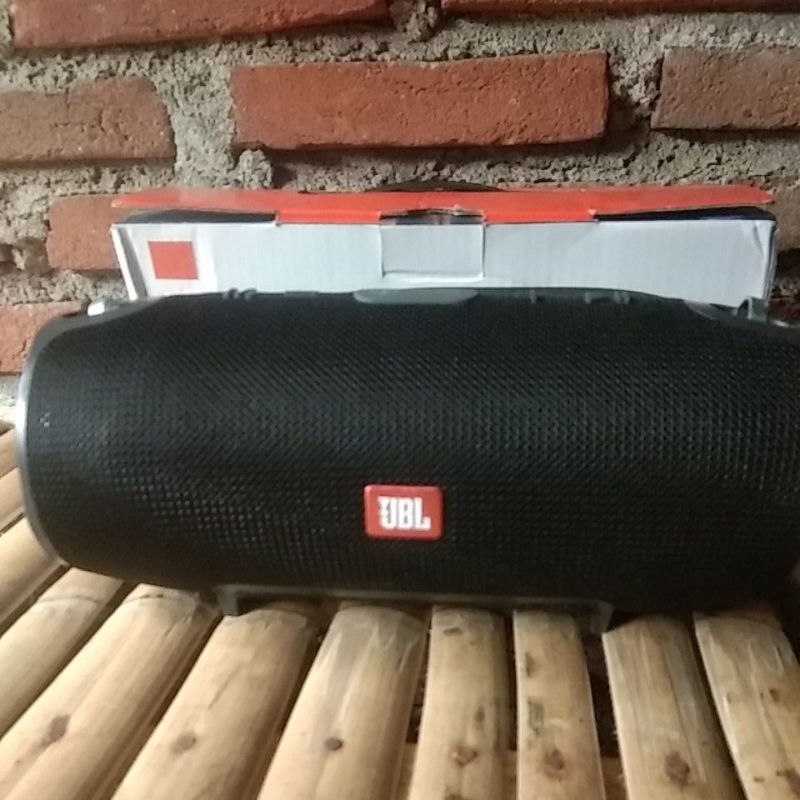 jbl extreme