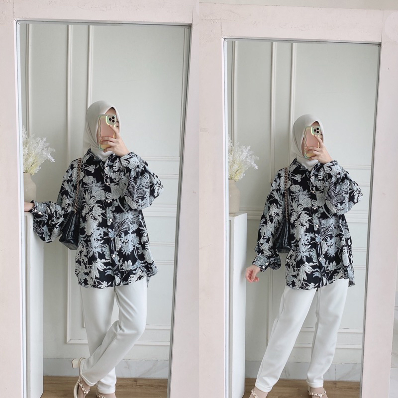 Naria Oversize Blouse