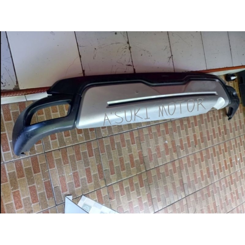 bodykit bemper belakang yaris heykers 2016