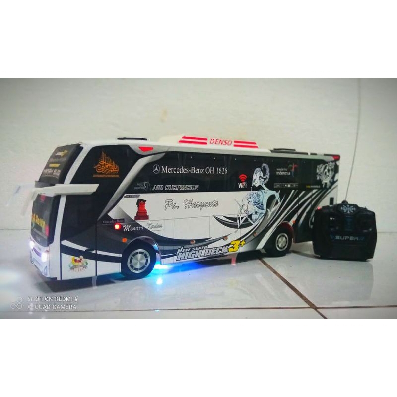Miniatur bus haryanto Tanah suci RC