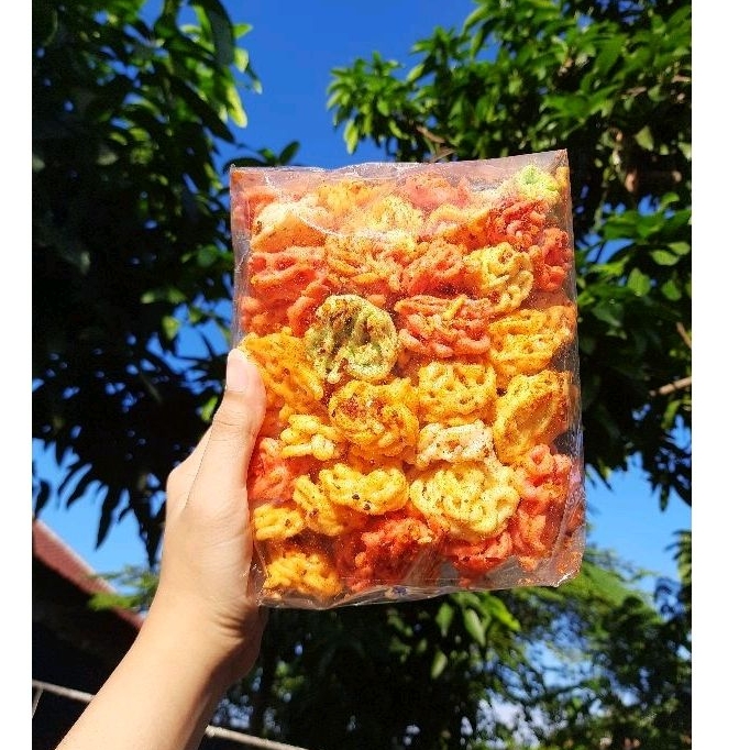 

Kerupuk pedas mawar warna warni ISI LEBIH BANYAK