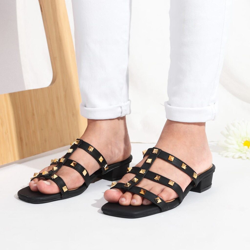 Windyshoes-Geya sandal heels piramid tinggi hak 2cm