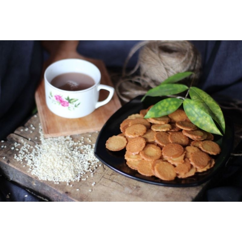 

Keripik Brownies Singkong Spesial, Cemilan Sehat, Snack Gluten Free,Camilan Anak Autis, Cemilan,Camilan