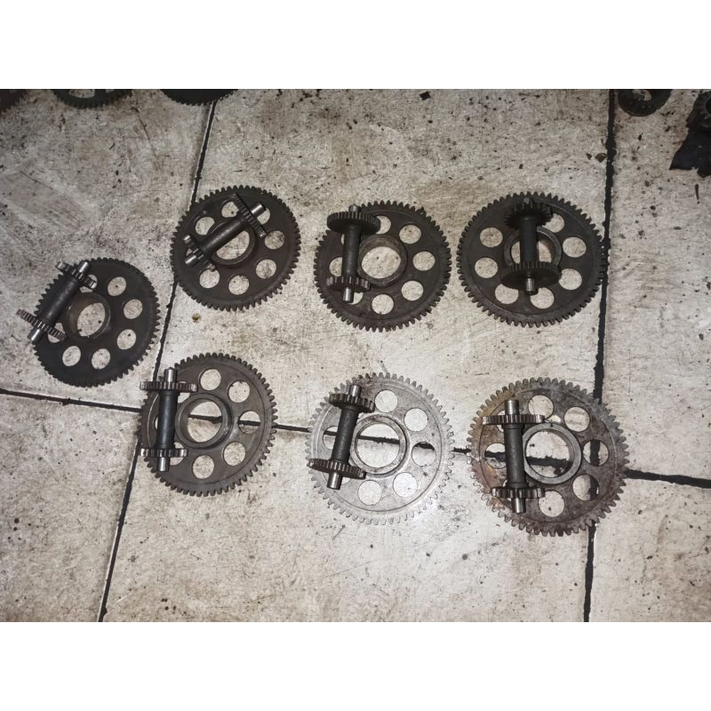 gigi setater bajaj pulsar xcd dan pulsar 135