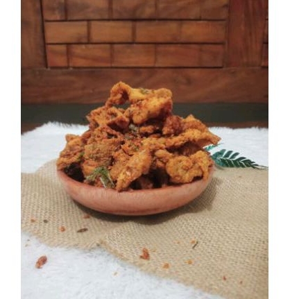 

KRIPIK KULIT AYAM PEDAS KEMASAN 1/2KG renyah gurih pedas murah