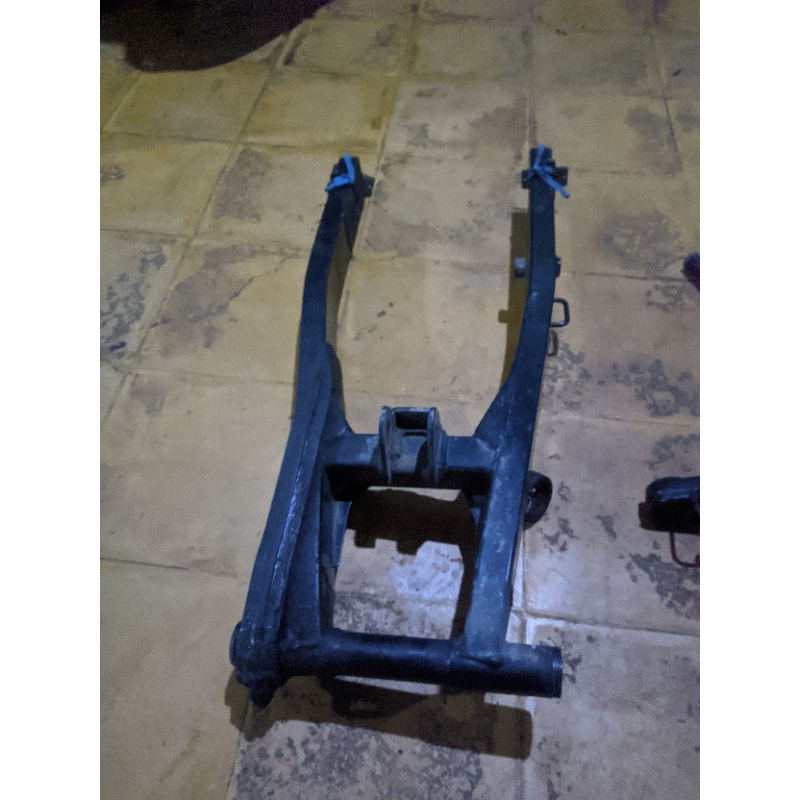 Swing arm cb150r old k15 ori copotan