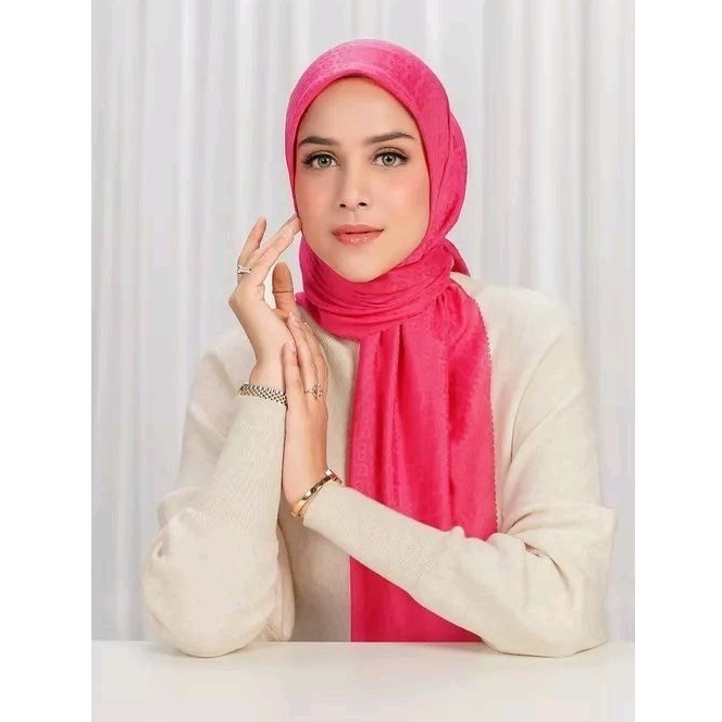 BUTTONSCARVES TAPIS EMBOSSED 2.0