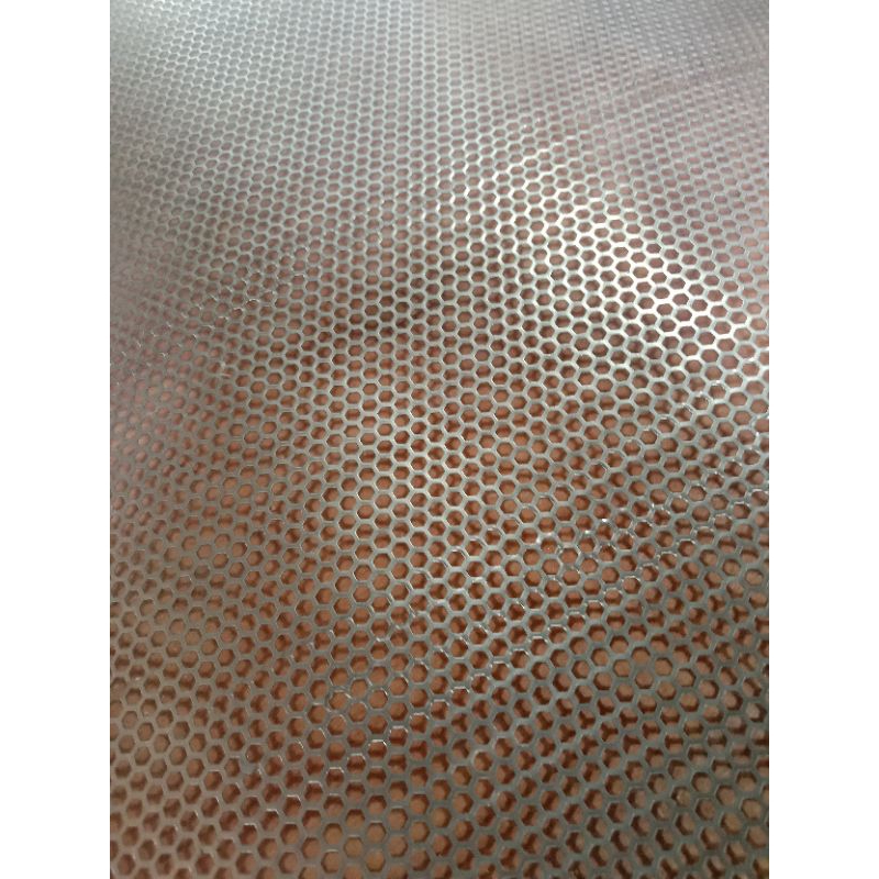 ram gril speaker 45x120 lubang motif segi 6