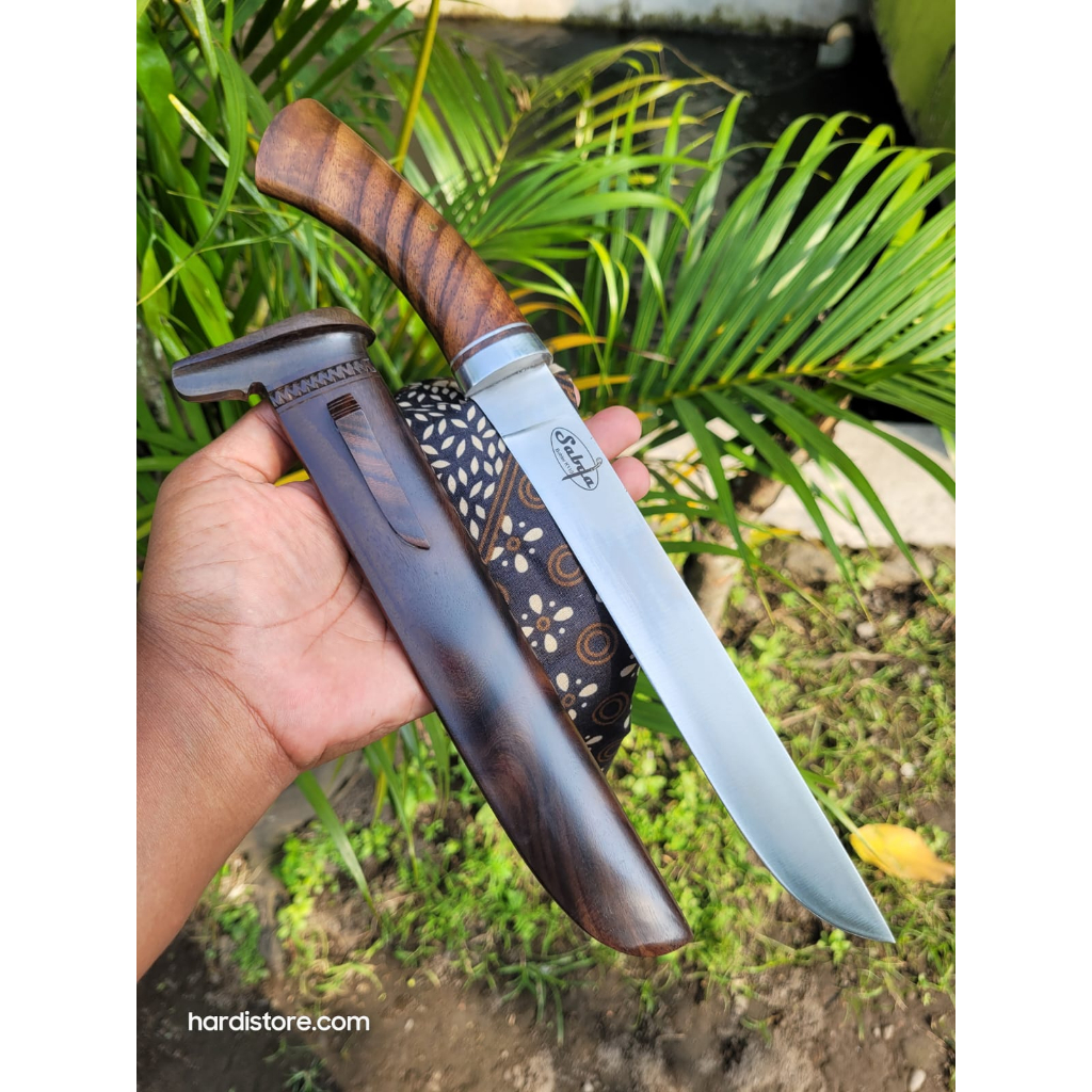 Pisau Sembelih 20,5 cm Baja Bohler K110 Jerman Warangka Kayu Sonokeling Bonus Sarung Kain Batik