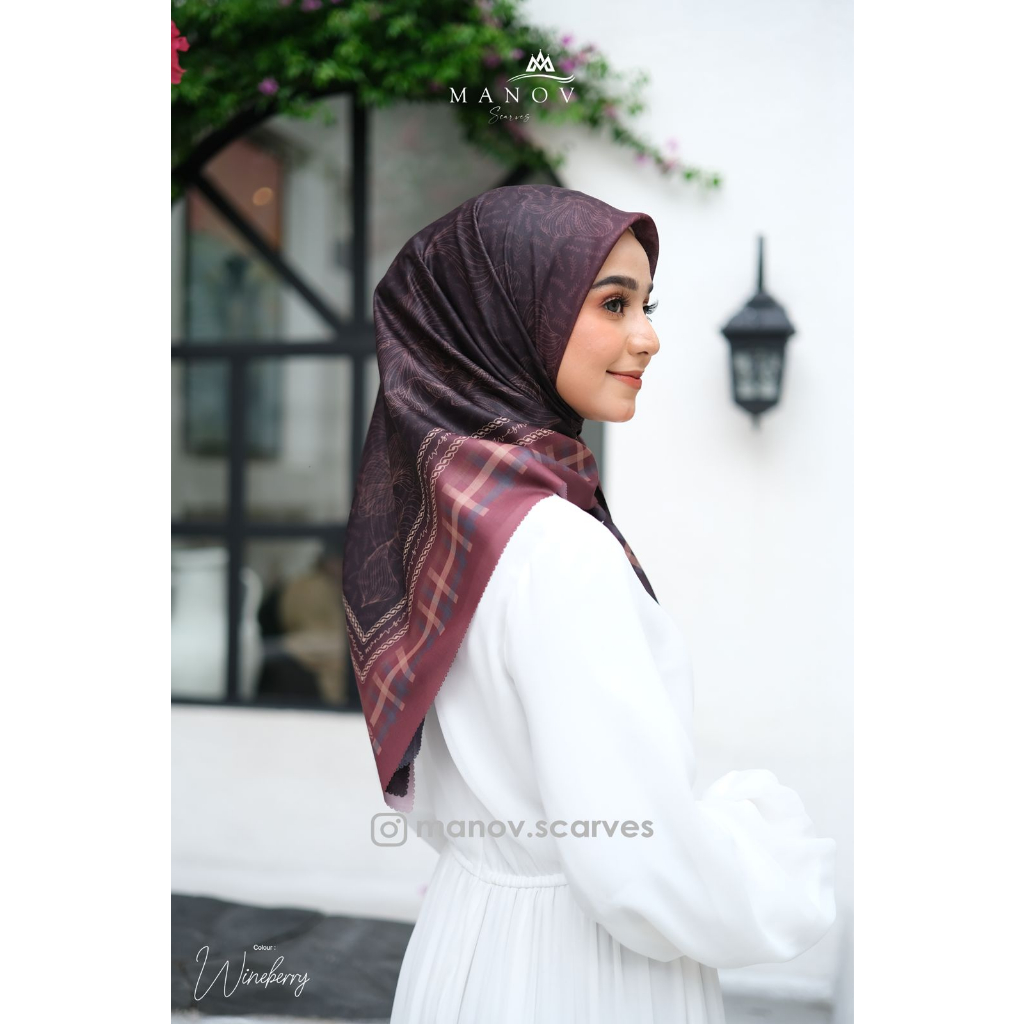 Hijab Branded Manov - Scarves Parismas Edition - Ultrafine Comfy 2 tone 115 x 115 cm Lase Cut