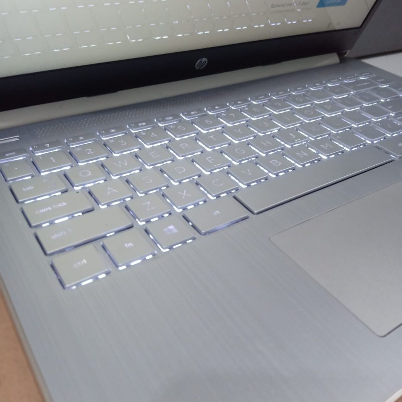 Laptop Lenovo ideapad lenovo 330 intel celeron N4000 Ram 4Gb/HDD 500Gb Layar 15inch Office lengkap siap pakai