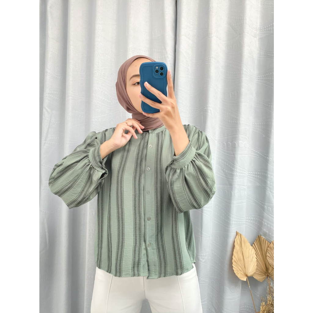 Arrin Blouse Crinkle Salur Premium