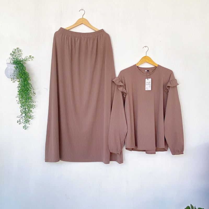 Dinda One Set Rok-Jumbo setelan-by omah muslim