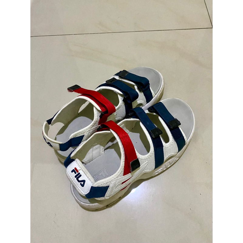 Sepatu Sandal Fila Disruptor