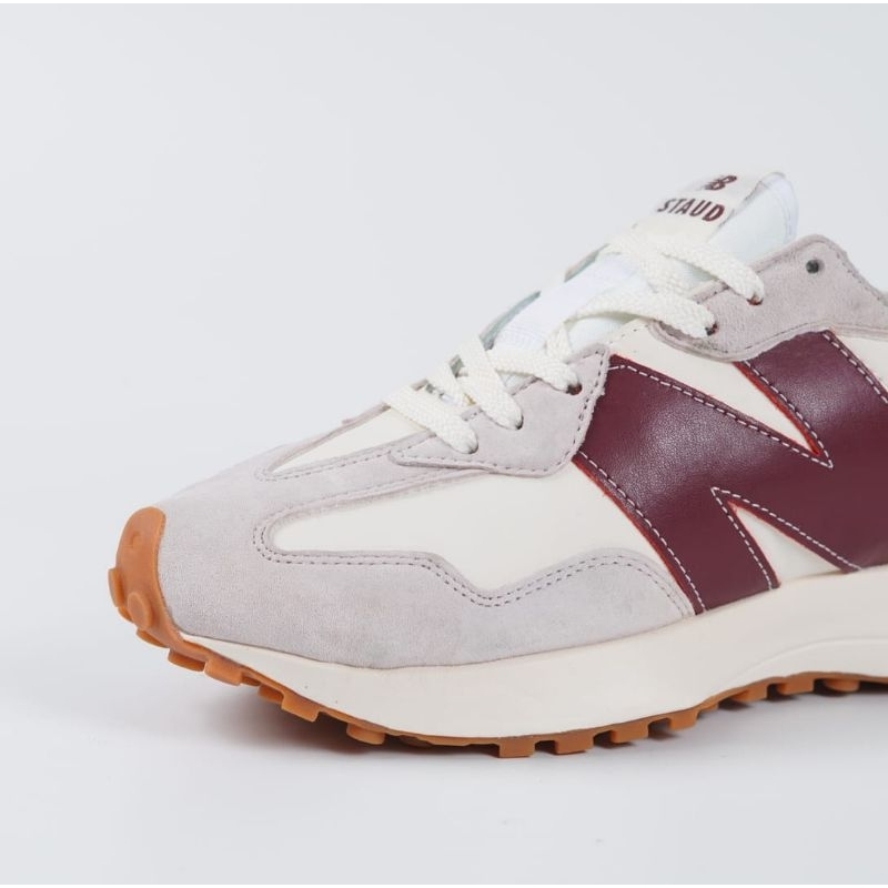 Sepatu New Balance 327 Moonbeam White Classics Burgundy