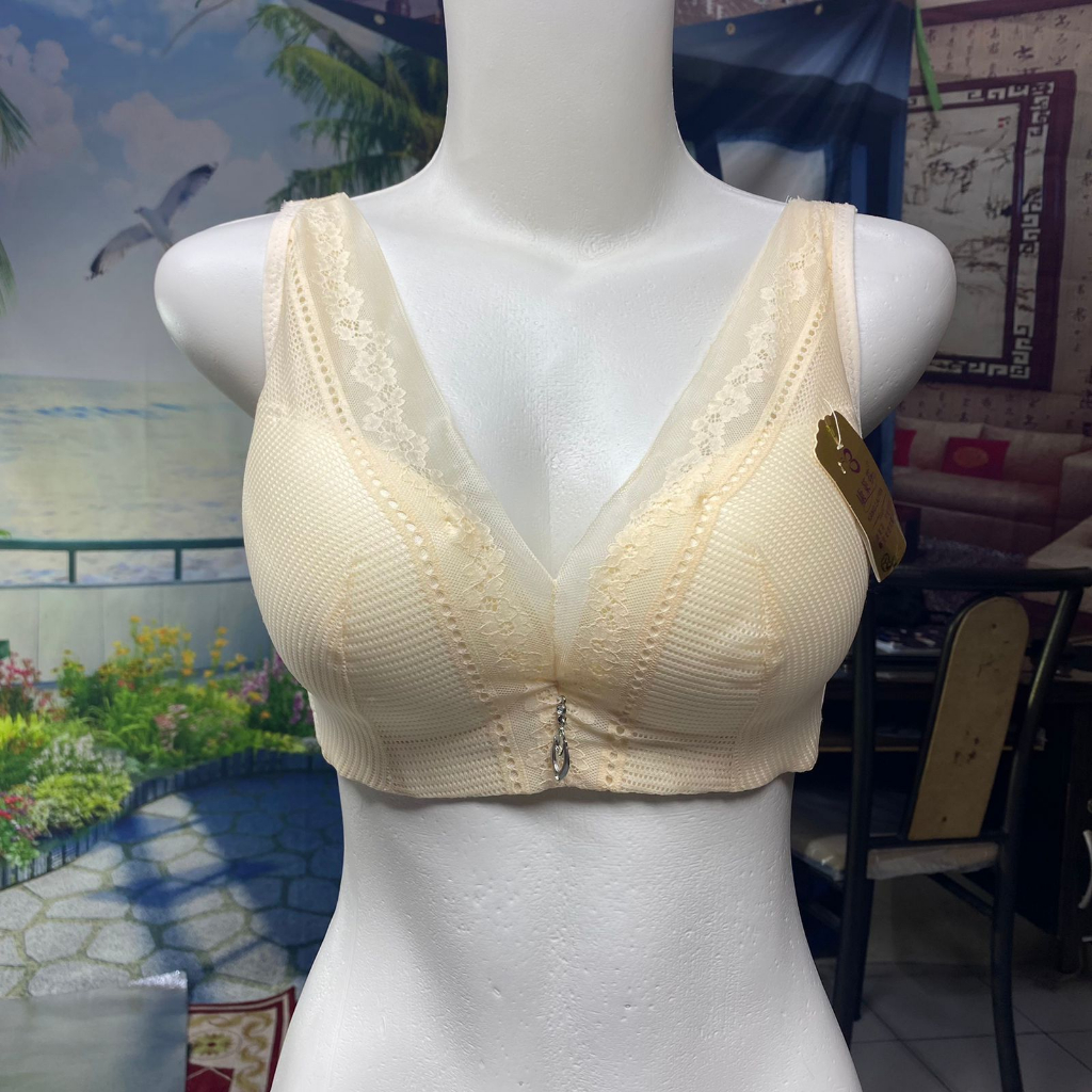 BRA / BH WANITA 03 TIDAK ADA KAWAT BUSA TIPIS SIZE 36C-40C