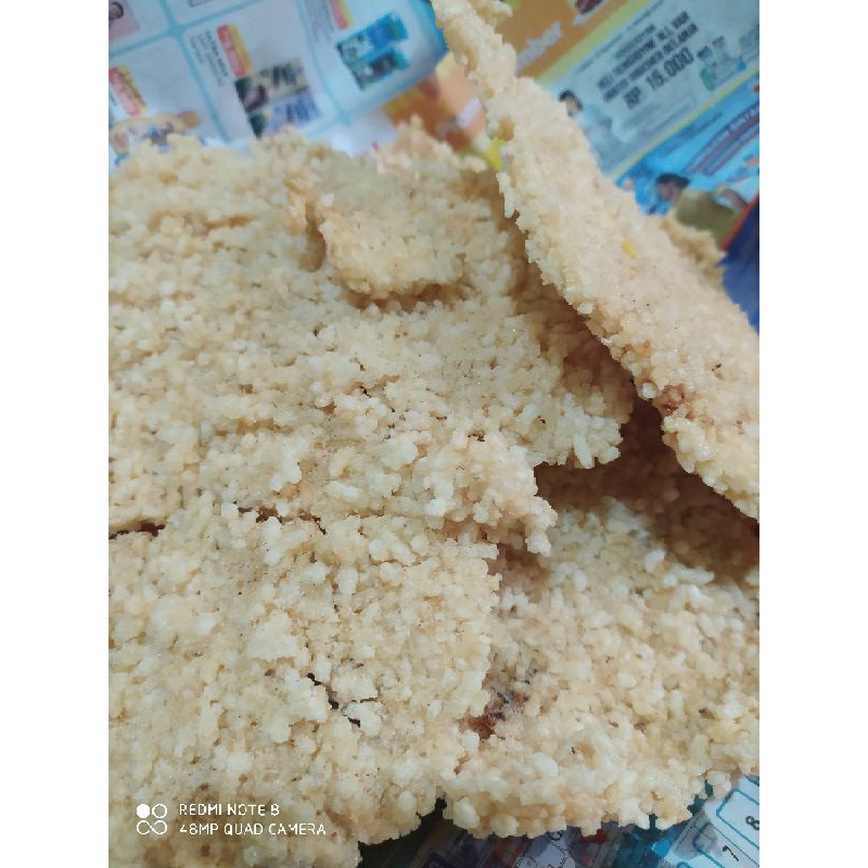 

Intip Goreng 100gr Kerak Nasi ASLI Enak Asin Gurih (pack free bubble wrap)