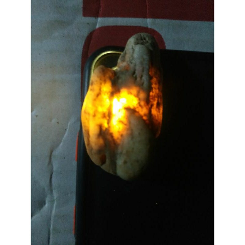 batu alambtembus cahaya