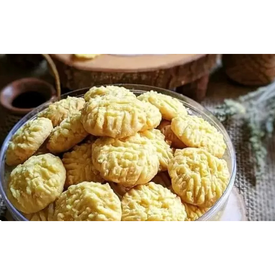 

kue kelapa tabur / kue tanpa bahan pengawet/kue kering/kue lebaran/kue rumahan