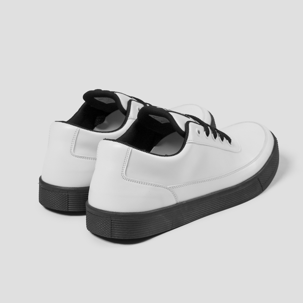 Sepatu Sneakers Pria Casual White Kerja Kuliah Hangout Shoes Cowok Trendi Premium Trendi Original Naz Dedrick