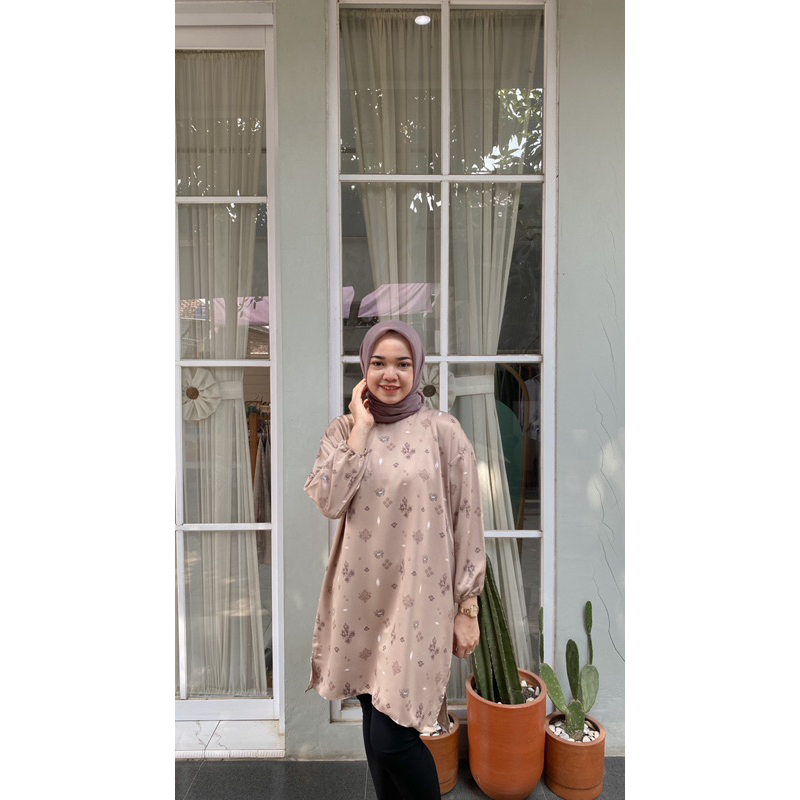 BAJU ATASAN TUNIC LEXA ARMANY SILK