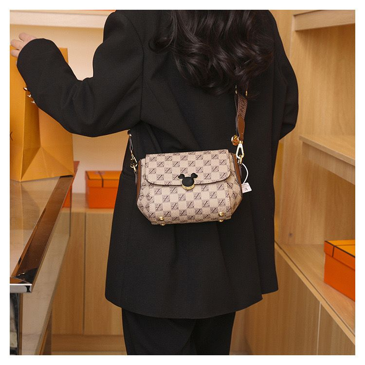 201968 Tas Selempang Wanita Import Slingbag Cewek Impor Sling Bag Slempang Cewe (1 KG MUAT 2) CR7932 EL4515