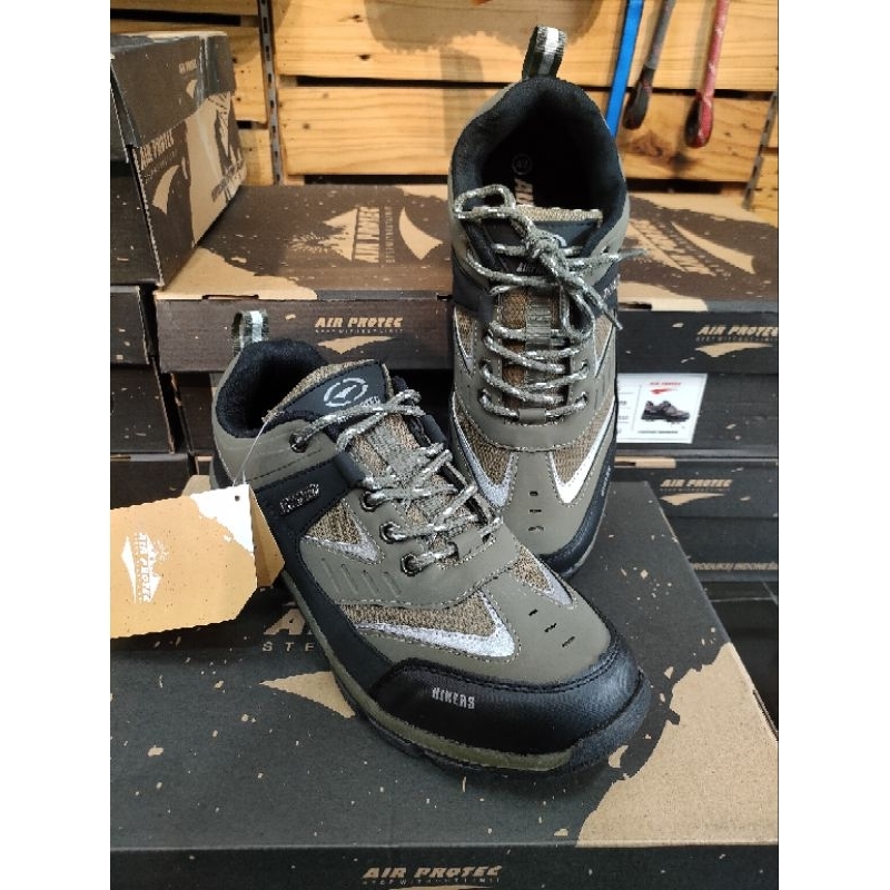 SEPATU OUTDOOR AIR PROTEC/ SEPATU LAPANGAN