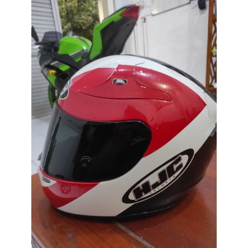 Helm HJC RPHA 10