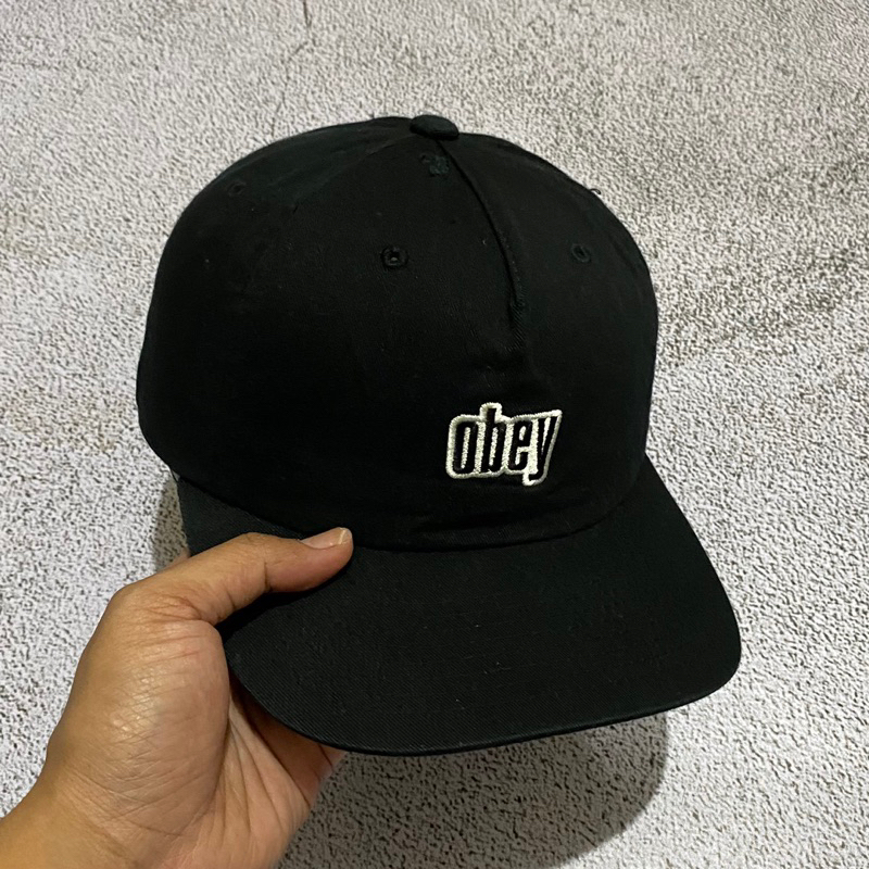 Topi Obey Second original