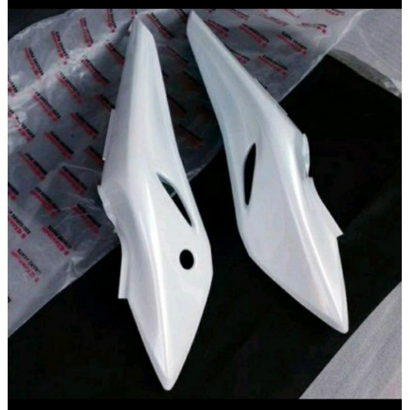 body belakang ninja rr new putih original kawasaki