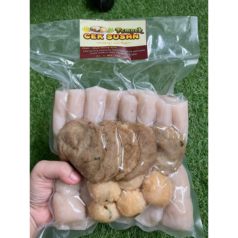 

PEMPEK PALEMBANG GABUS 50 pcs