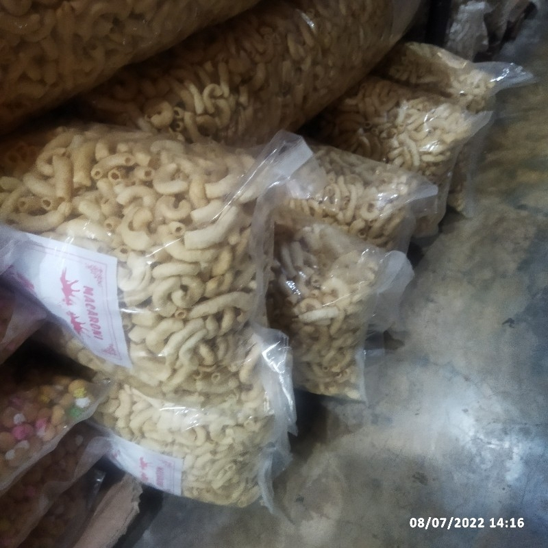 

Makaroni asin gurih/Makroni Gurih enak super Kriuk/Camilan snack kiloan makroni makaroni mekar goreng asin/makroni asin 250g./makaroni besar 250gr/makaroni asin/makaroni pedas/makaroni rujak/makaroni pedas bumbu rujak pedas manis 250 Gr