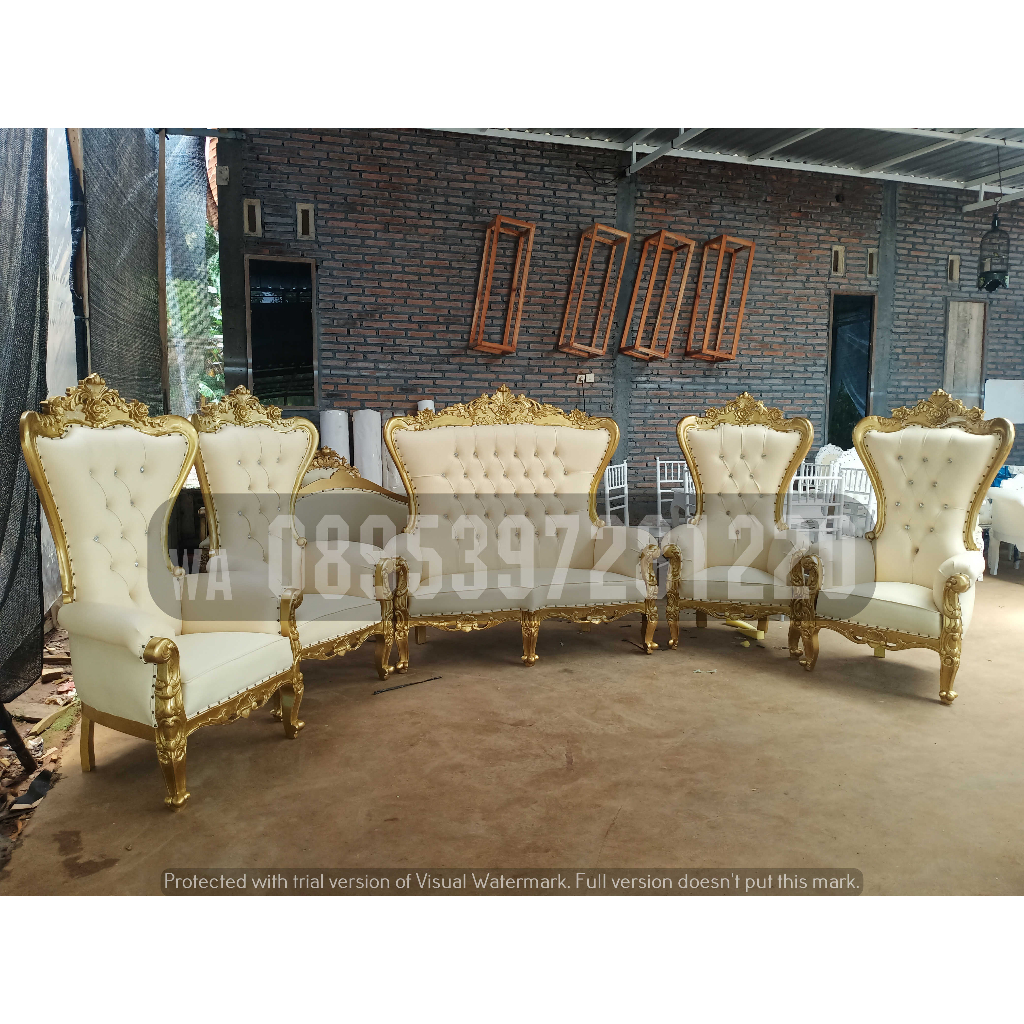 SET KURSI PELAMINAN SYAHRINI FINISHING GOLD KAIN OSKAR CREM