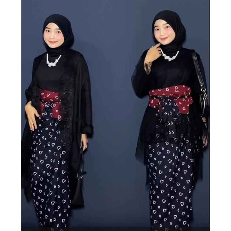 Rara rok atau kain lilit batik katun cap handmade.