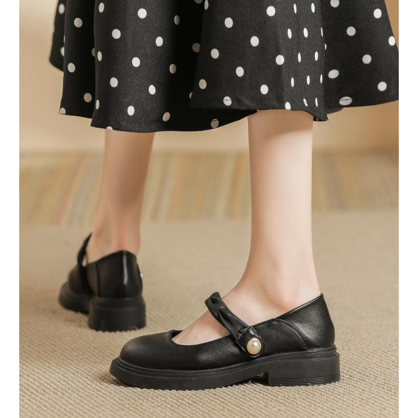 SEPATU MARY JANES KOREA '' KIARA '' SLIP ON GESPER MUTIARA GPR 0111