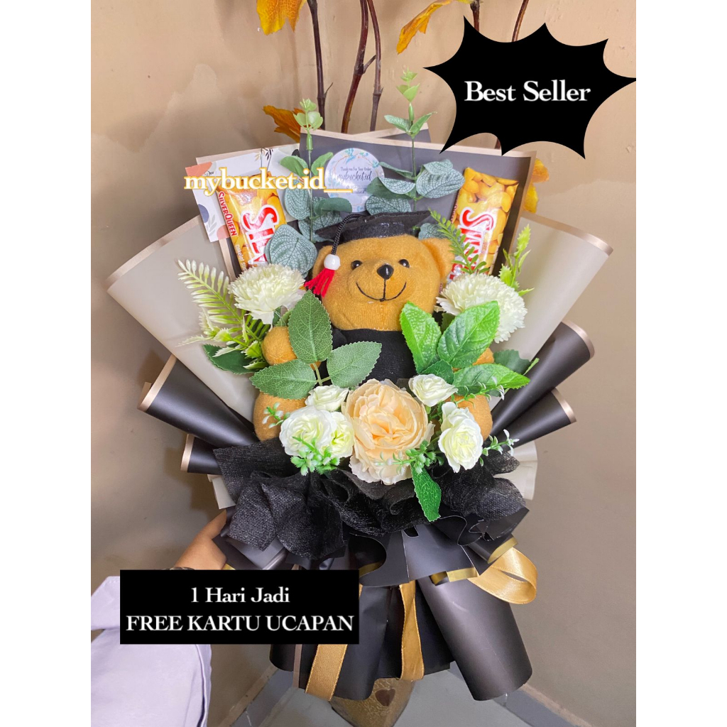 

BUCKET BONEKA WISUDA 20 CM COKLAT MURAH 1 HARI JADI BONEKA GRADUATION