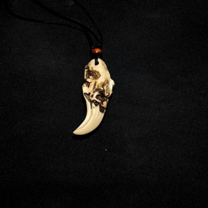 Kalung Kuku Macan Kalung Etnik Liontin Taring Bahan Resin