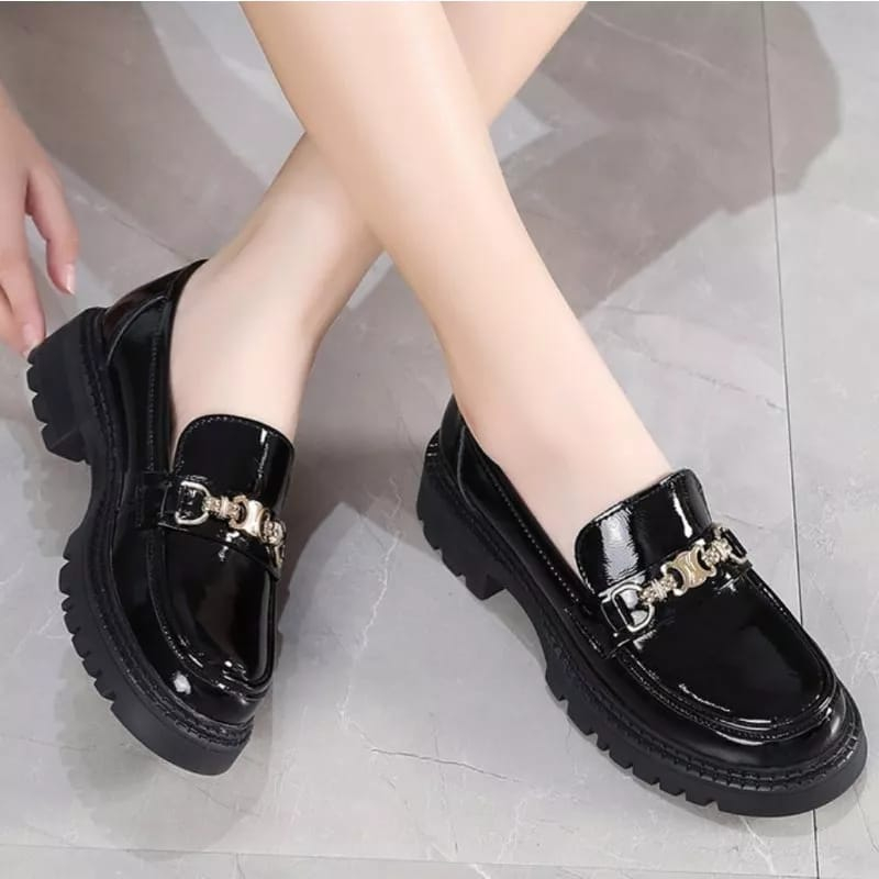 sepatu docmart wanita kulit mengkilap sepatu oxford