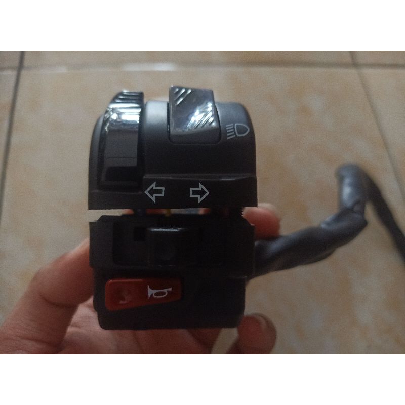 SAKLAR KIRI VIXION ORI PNP KE NEW AEROX ABS 2021 DAN AEROX NON ABS