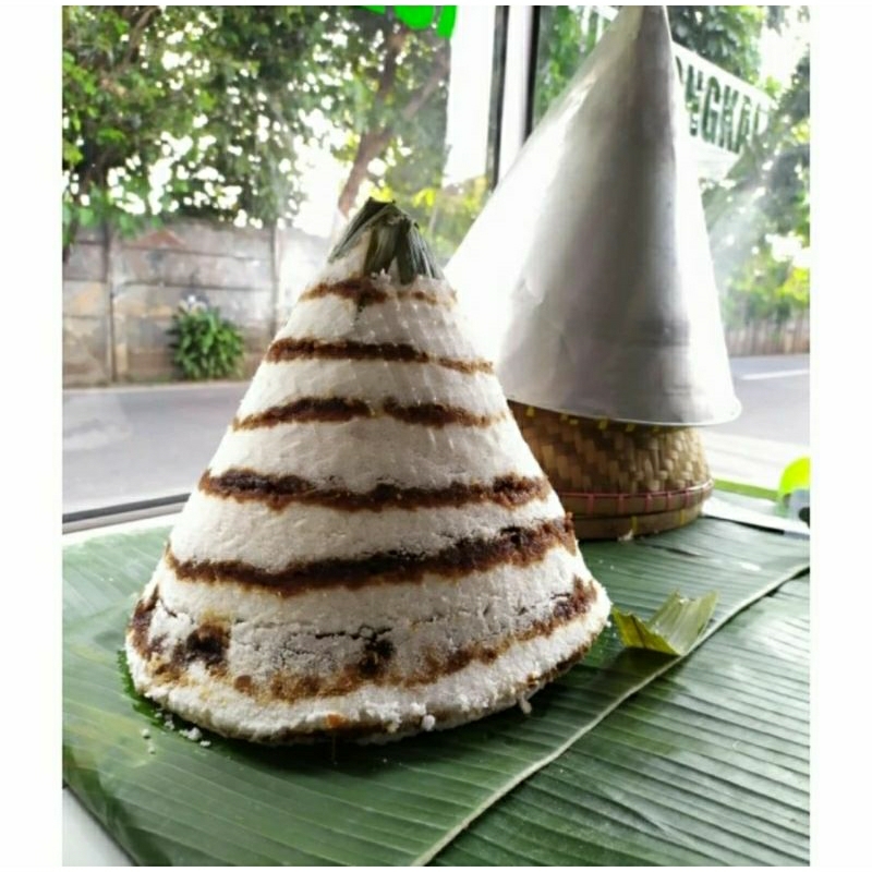 

KUE DONGKAL GULA AREN ASLI BETAWI