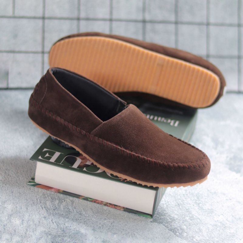 Sepatu Slip On Pria Casual Original Kulit Sepatu Selop Kerja Kondangan