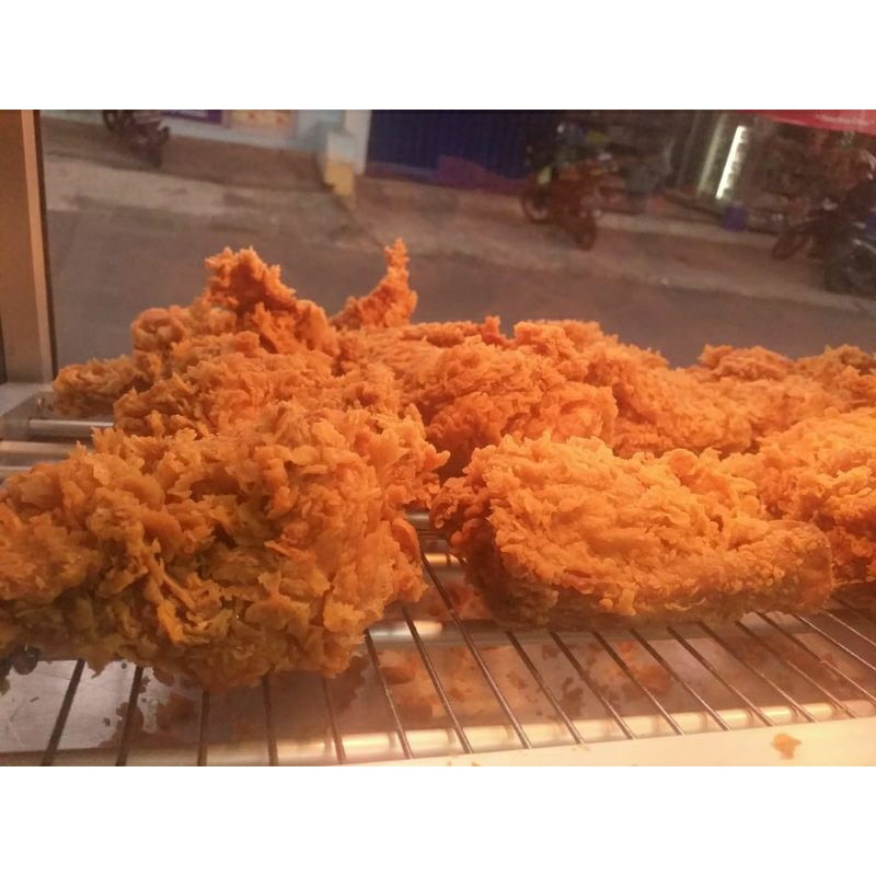 

Tepung Fried Chicken Tahan kriuk 8 jam - 1kg