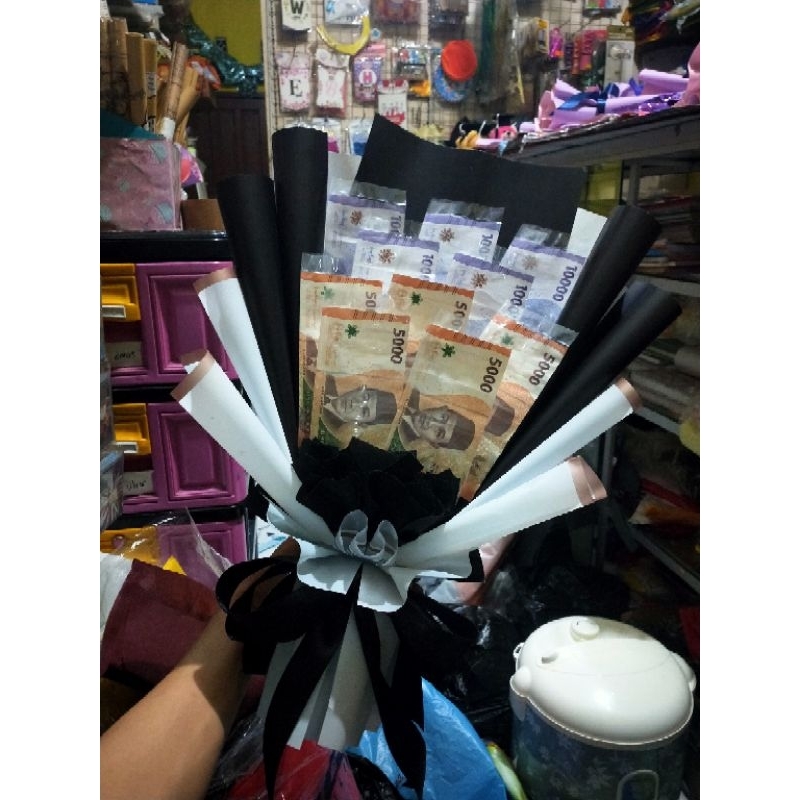 buket uang isi 10 lembar uang 10000 (100000)
